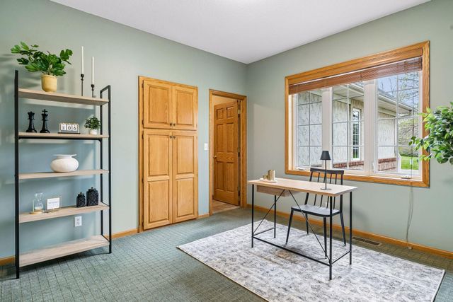 8167 Enclave Road, Woodbury, MN 55125