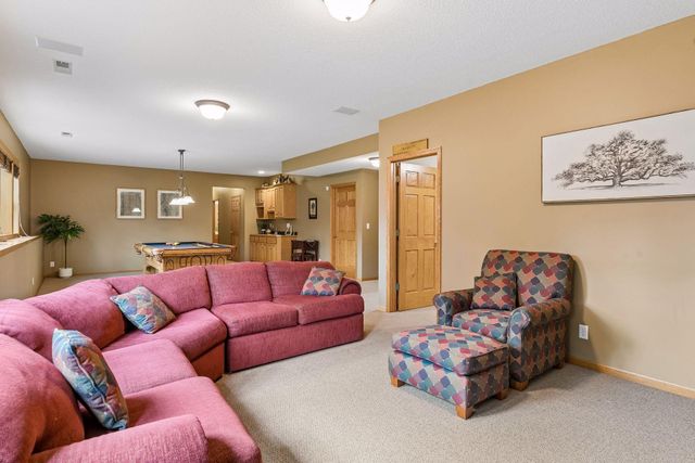 8167 Enclave Road, Woodbury, MN 55125