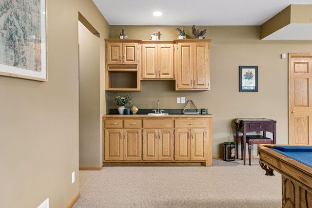 8167 Enclave Road, Woodbury, MN 55125