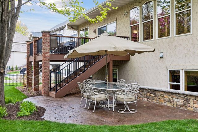 8167 Enclave Road, Woodbury, MN 55125