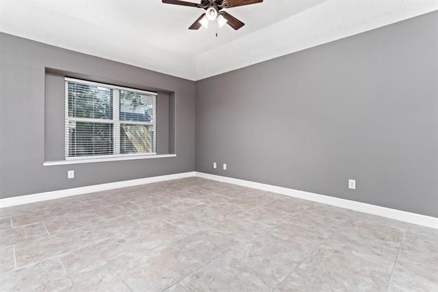 12715 Koawood Lane, Beaumont, TX 77713