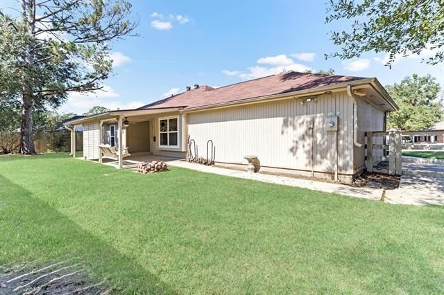 12715 Koawood Lane, Beaumont, TX 77713