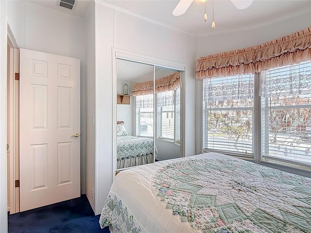 499 VILLAGE BOULEVARD, Frostproof, FL 33843