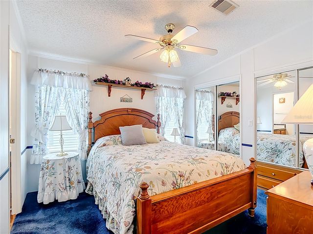 499 VILLAGE BOULEVARD, Frostproof, FL 33843