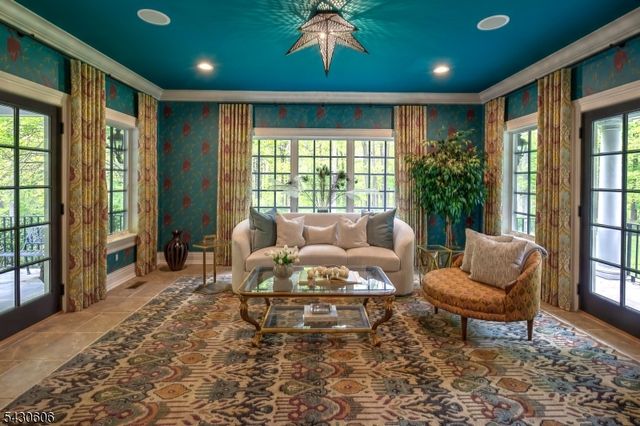 5 Burnett Rd, Mendham Twp., NJ 07945