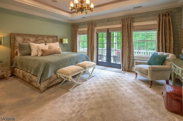 5 Burnett Rd, Mendham Twp., NJ 07945