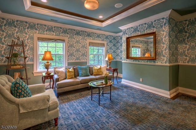 5 Burnett Rd, Mendham Twp., NJ 07945