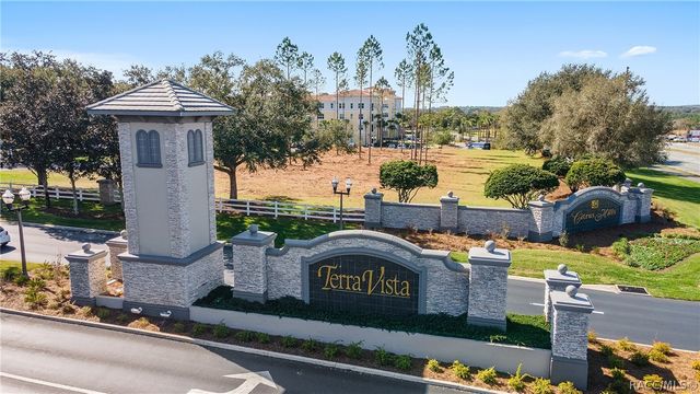 38 S Polestar Point, Inverness, FL 34453
