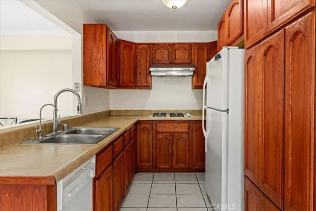 14829 Sherman 1, Van Nuys, CA 91405