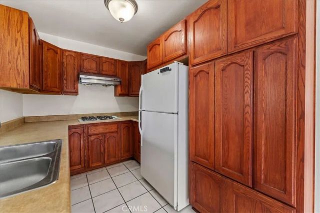 14829 Sherman 1, Van Nuys, CA 91405