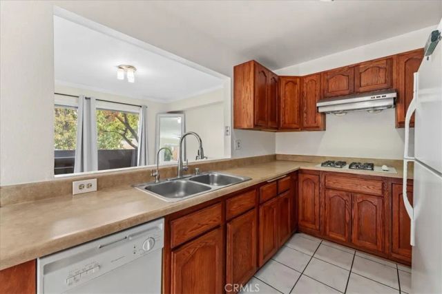 14829 Sherman 1, Van Nuys, CA 91405