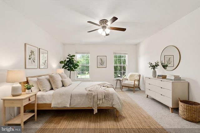 9242 MATTHEW DR, Manassas Park, VA 20111