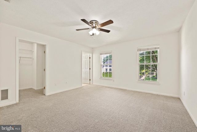 9242 MATTHEW DR, Manassas Park, VA 20111