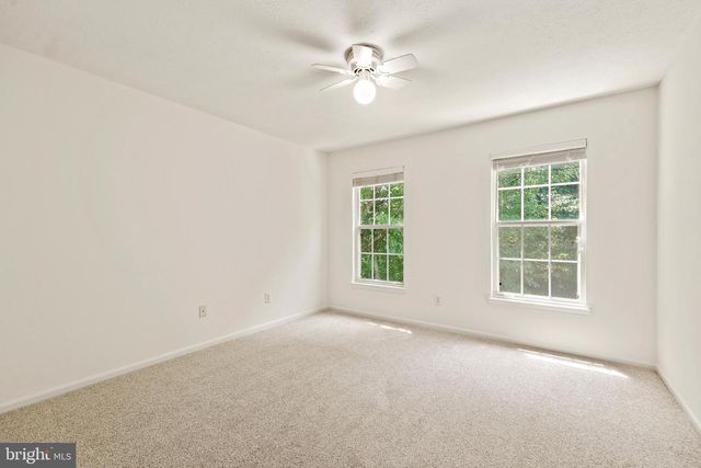 9242 MATTHEW DR, Manassas Park, VA 20111