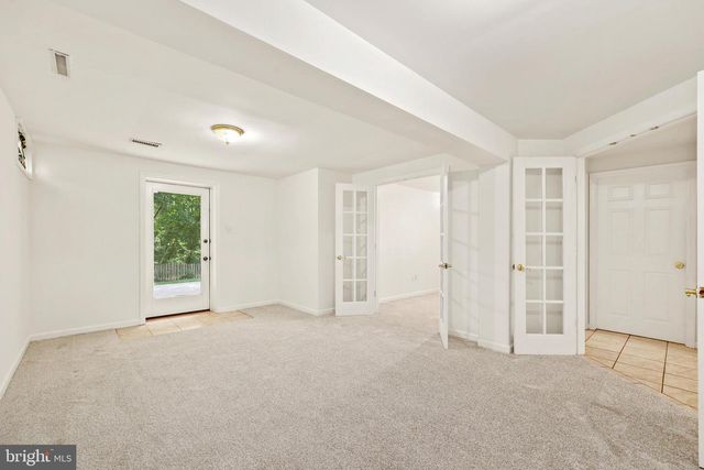 9242 MATTHEW DR, Manassas Park, VA 20111