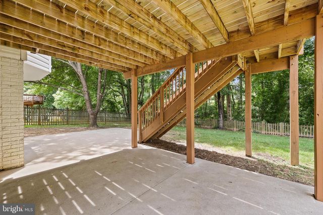 9242 MATTHEW DR, Manassas Park, VA 20111