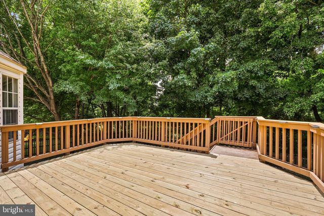9242 MATTHEW DR, Manassas Park, VA 20111