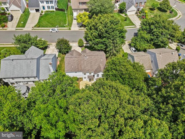 9242 MATTHEW DR, Manassas Park, VA 20111