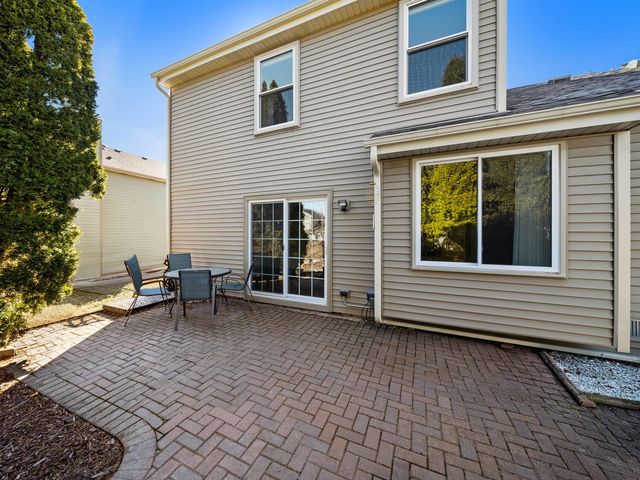 97 E HARBOR Drive, Lake Zurich, IL 60047