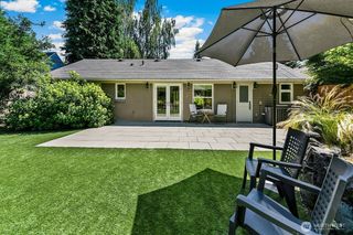 8623 30th Avenue NE, Seattle, WA 98115