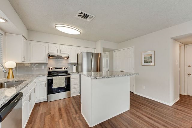 2001 Village Creek Drive, Garland, TX 75040