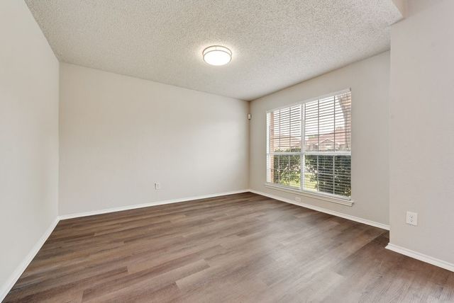 2001 Village Creek Drive, Garland, TX 75040