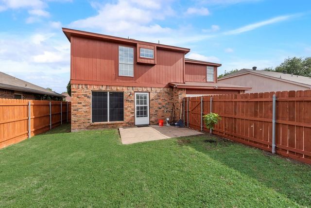 2001 Village Creek Drive, Garland, TX 75040