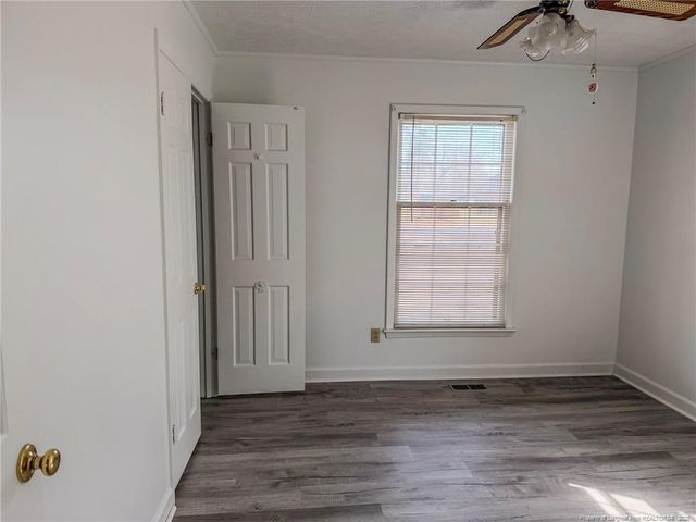 575 Veterans Road, Saint Pauls, NC 28384