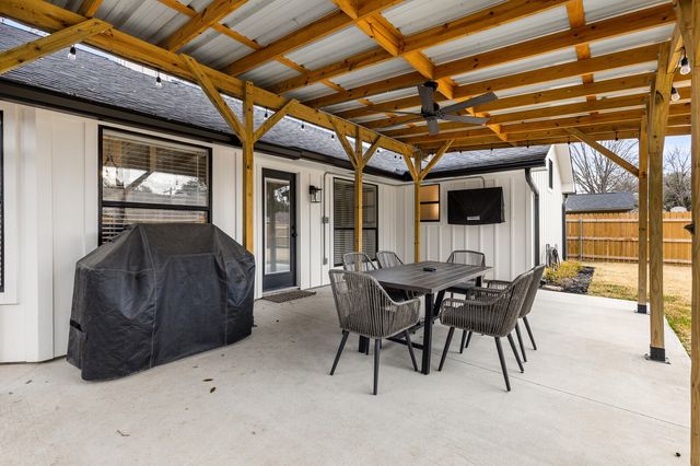 55 WISTERIA Street, Waco, TX 76708