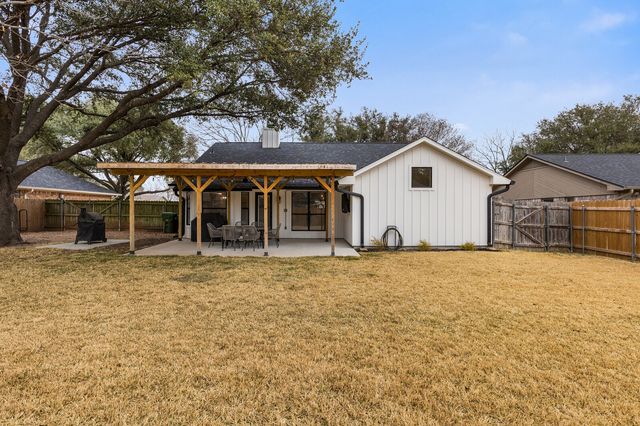 55 WISTERIA Street, Waco, TX 76708