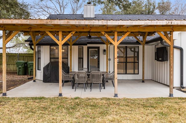 55 WISTERIA Street, Waco, TX 76708