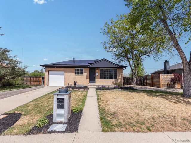 1741 E 105th Place, Northglenn, CO 80233