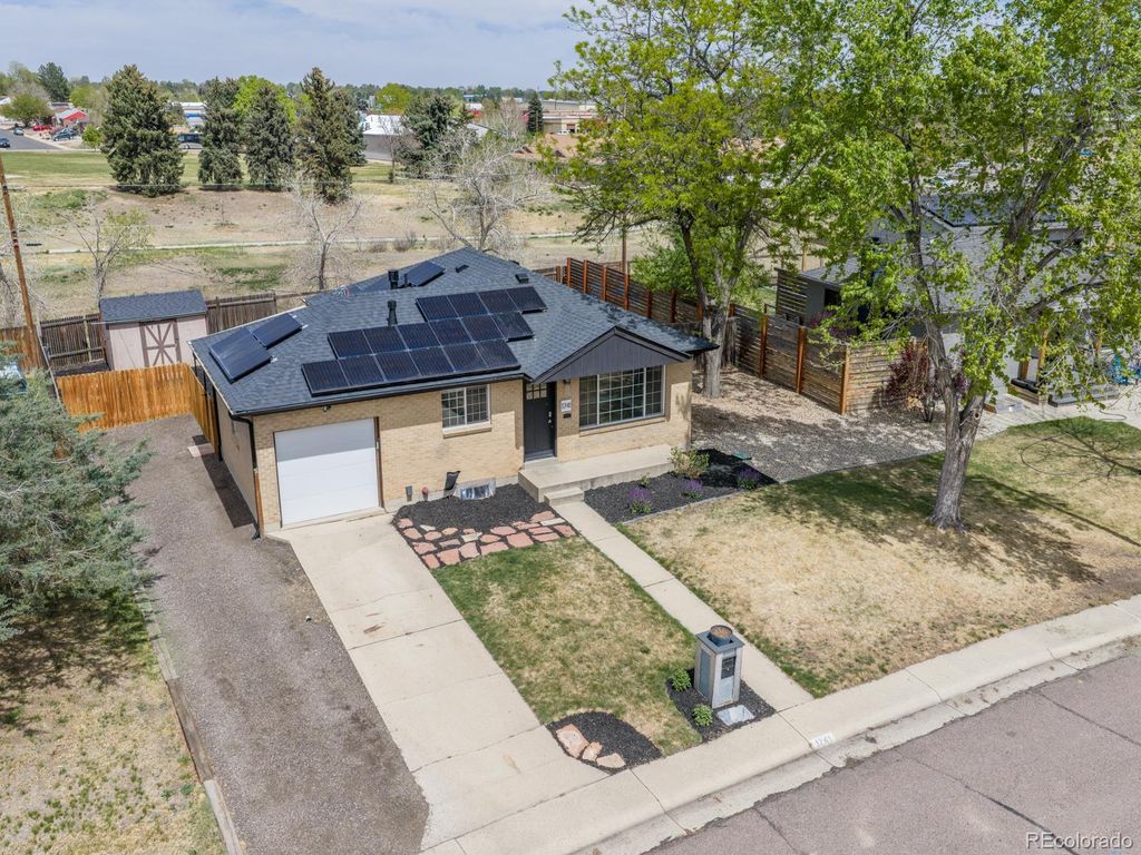 1741 E 105th Place, Northglenn, CO 80233