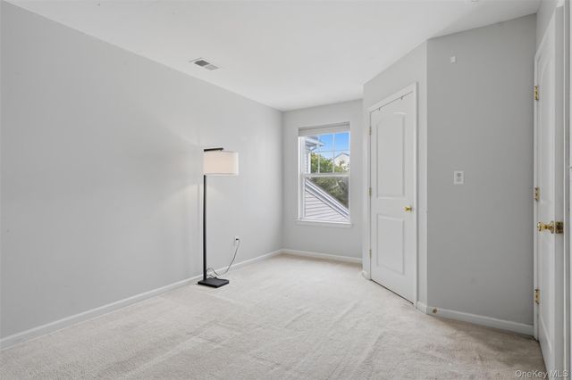 58 Cobblestone Lane, Middletown, NY 10940