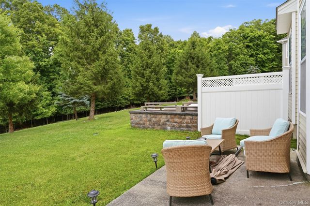 58 Cobblestone Lane, Middletown, NY 10940