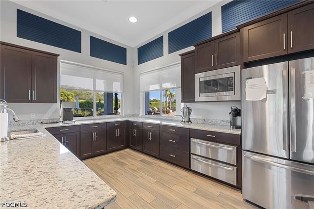 2897 Apple Blossom DR, Alva, FL 33920