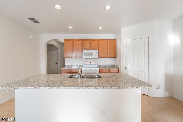 2897 Apple Blossom DR, Alva, FL 33920