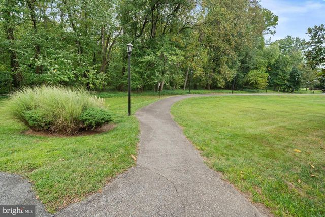 6913 TRESTLE CT, Lorton, VA 22079