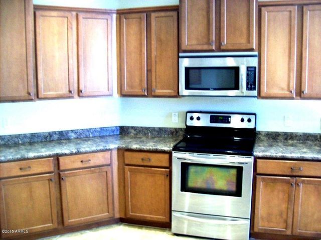 2333 W Mila Way, San Tan Valley, AZ 85144