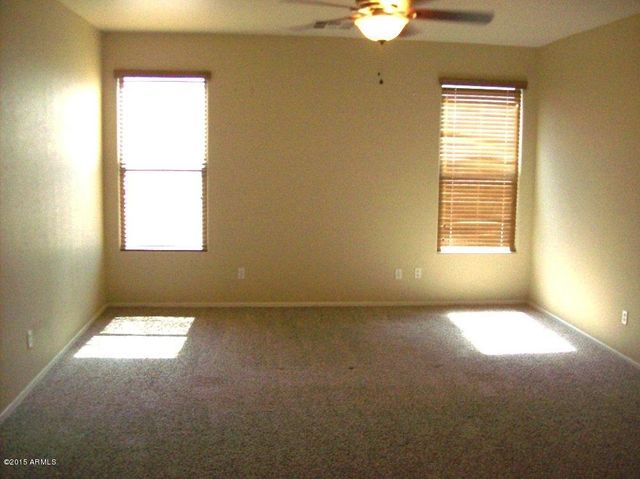 2333 W Mila Way, San Tan Valley, AZ 85144