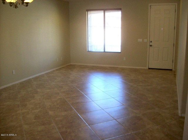 2333 W Mila Way, San Tan Valley, AZ 85144