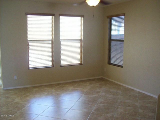 2333 W Mila Way, San Tan Valley, AZ 85144
