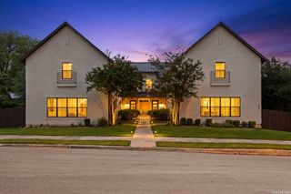171 Barilla Pl Unit 103, Alamo Heights, TX 78209