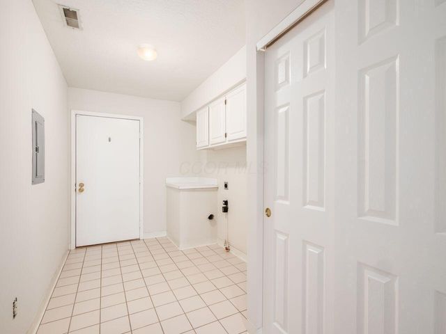 163 Collier Ridge Drive, Columbus, OH 43235