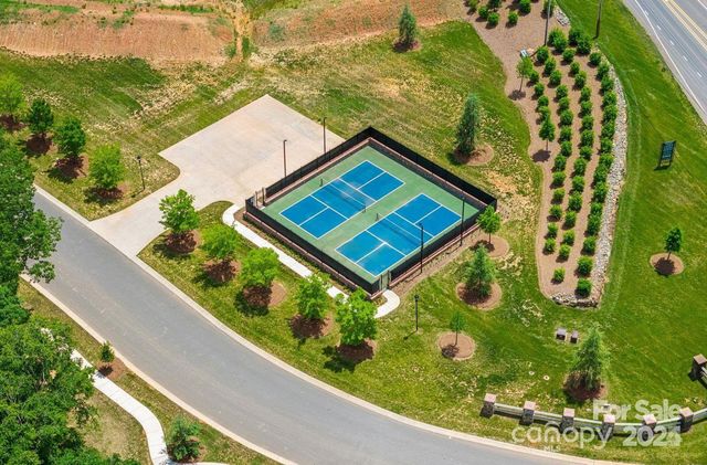 608 Deodar Cedar Drive 69, Weddington, NC 28104