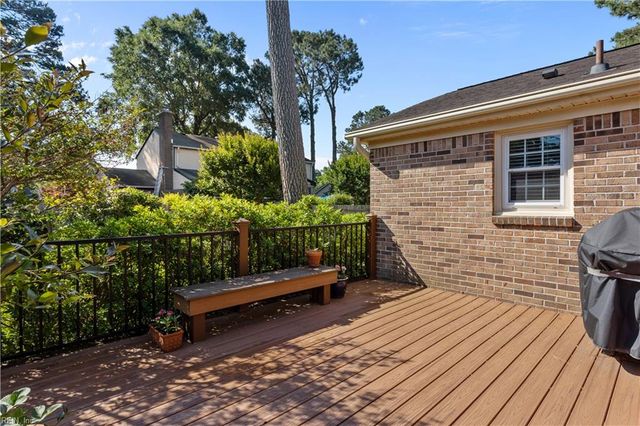 1604 Macguffie CT, Virginia Beach, VA 23464