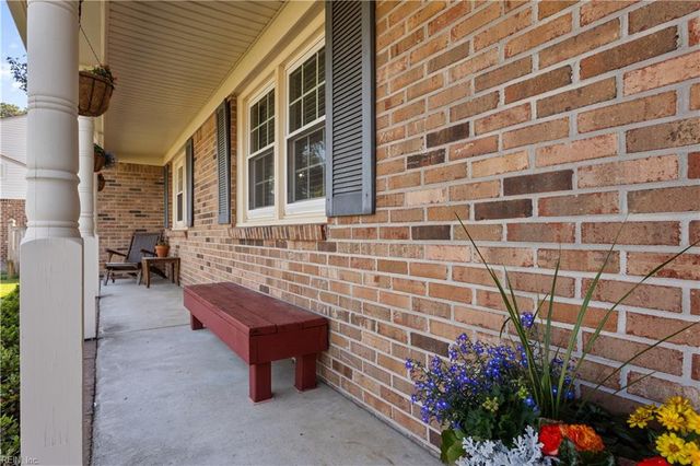 1604 Macguffie CT, Virginia Beach, VA 23464