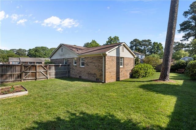 1604 Macguffie CT, Virginia Beach, VA 23464
