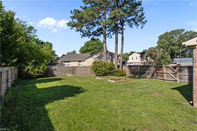1604 Macguffie CT, Virginia Beach, VA 23464