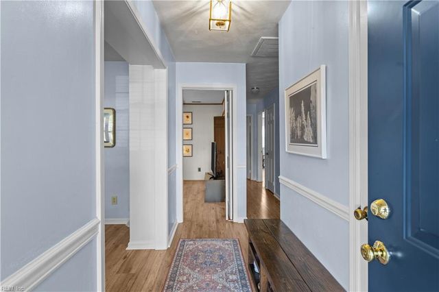 1604 Macguffie CT, Virginia Beach, VA 23464